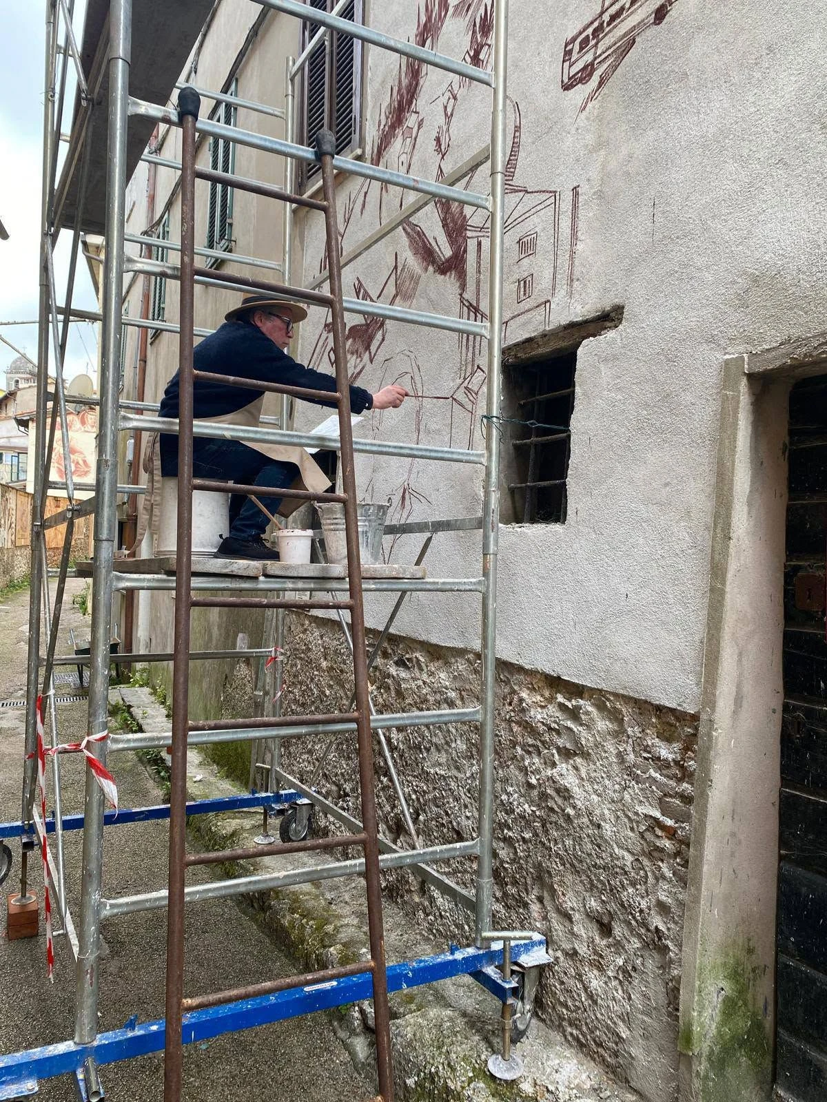 Torre di Ruggiero, storia e arte pubblica: al via il progetto dei dieci “sgraffiti”