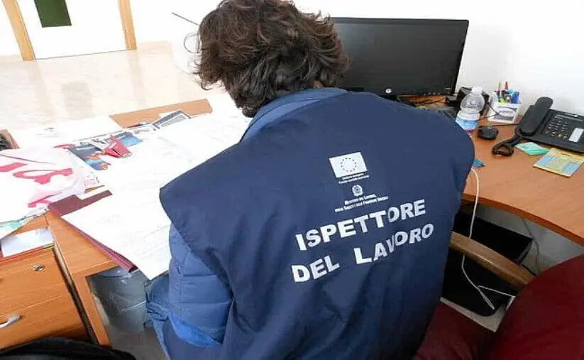 Sospese 3 attività imprenditoriali nel Crotonese per impiego di manodopera in nero images Sospese 3 attività imprenditoriali nel Crotonese per impiego di manodopera in nero