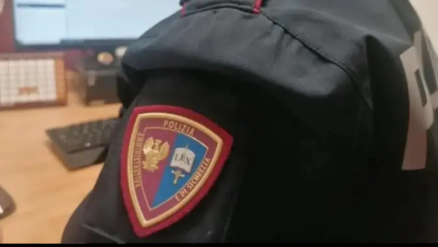 images Catanzaro, minorenni sorpresi a scommettere: sospesa per 7 giorni la licenza di un’agenzia del centro