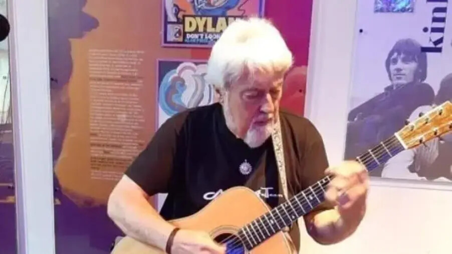 Catanzaro, Marcello Capra ritorna al Museo del Rock per presentare il suo nuovo album images Catanzaro, Marcello Capra ritorna al Museo del Rock per presentare il suo nuovo album