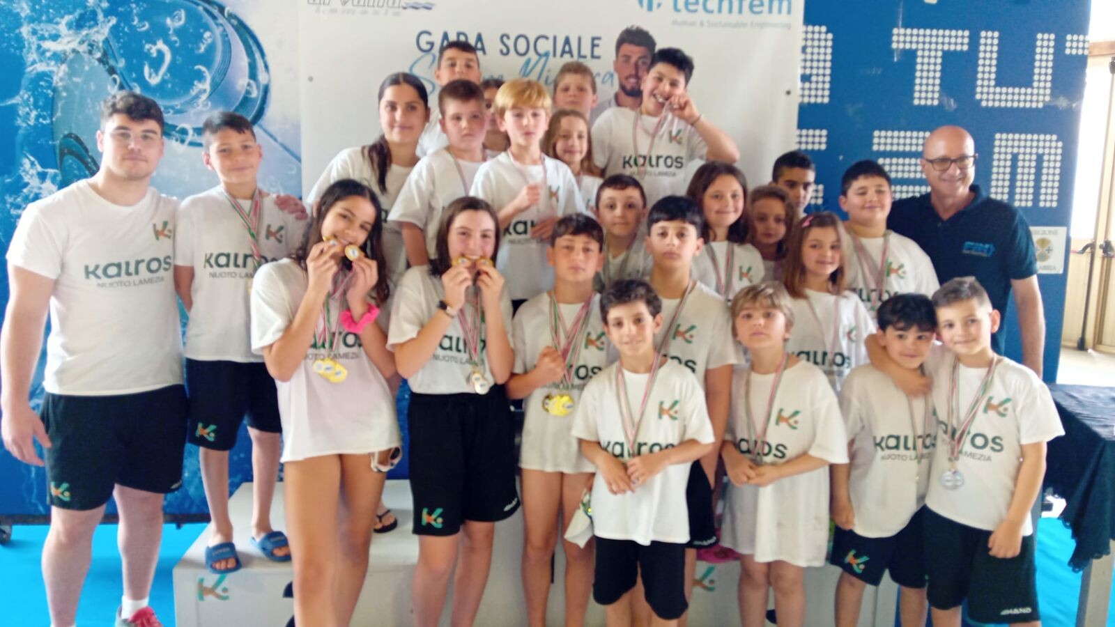 images La Kairos Nuoto Lamezia trionfa al “Trofeo Scuole Nuoto”