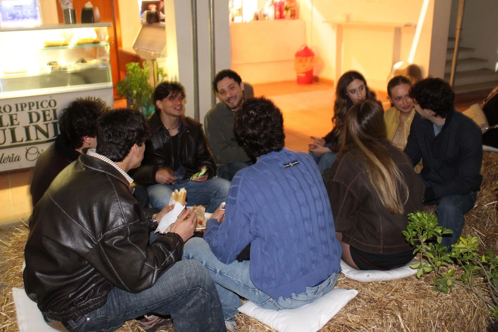 Sabato di musica e vintage tra i cavalli: così la notte di Miranda ha acceso la Valle dei Mulini