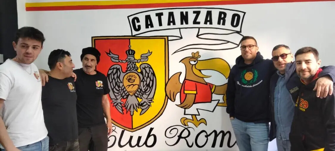 images Bella coincidenza: vittoria dei giallorossi a Palermo e inaugurazione della nuova sede del primo Catanzaro Club della Capitale