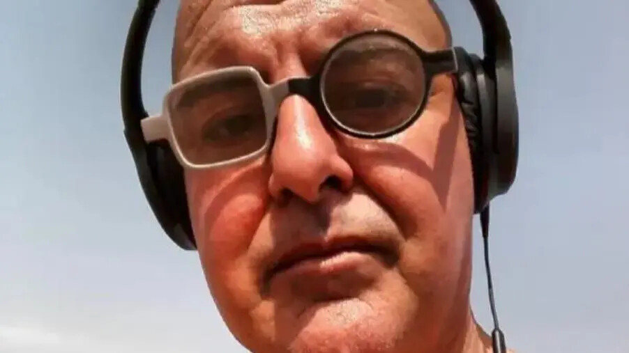 Catanzaro, ci lascia Davide "Dadà" Rotella nel silenzio della 'sua' Pietragrande images Catanzaro, ci lascia Davide "Dadà" Rotella nel silenzio della 'sua' Pietragrande