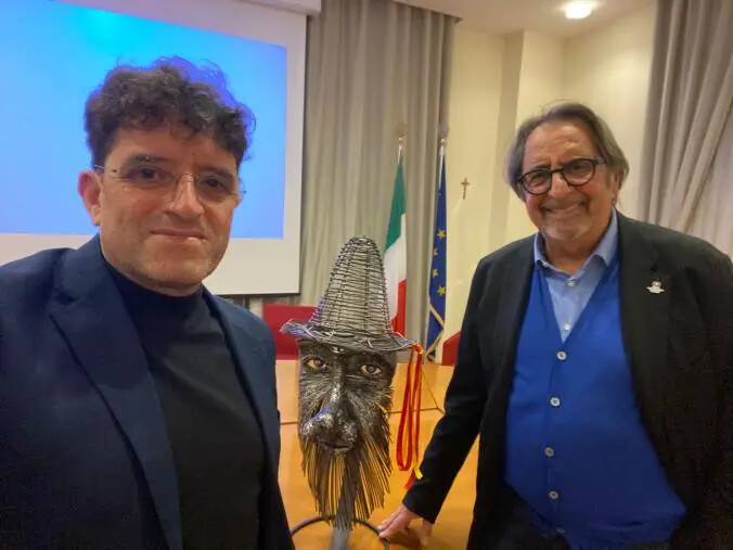 Nuccio Loreti presenta la sua nuova scultura "Giangurgolo" images Nuccio Loreti presenta la sua nuova scultura "Giangurgolo"