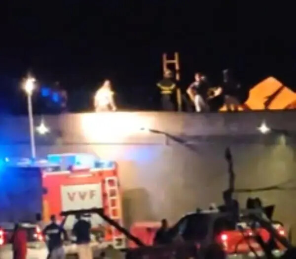 Catanzaro, anziano ha paura a rientrare dalla passeggiata al porto: in suo aiuto i vigili del fuoco images Catanzaro, anziano ha paura a rientrare dalla passeggiata al porto: in suo aiuto i vigili del fuoco