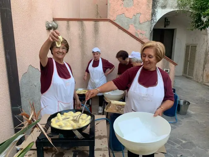 Gal Serre Calabresi, "Filiere corte e mercati locali" ha fatto tappa a San Floro e Stalettì images Gal Serre Calabresi, "Filiere corte e mercati locali" ha fatto tappa a San Floro e Stalettì
