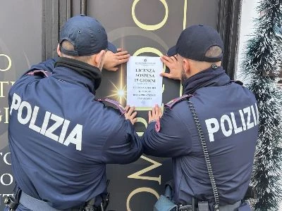 Controlli antiriciclaggio a Catanzaro, sospesa la licenza di un Compro Oro a Lido