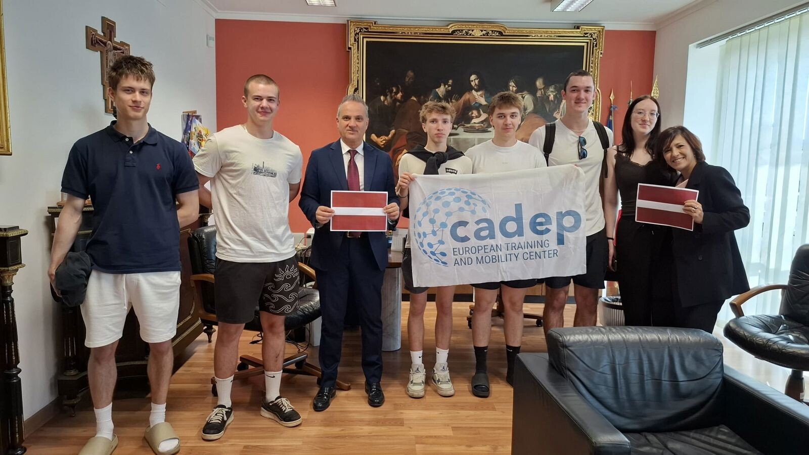 Provincia di Vibo, il neo presidente Barbalace sottoscrive la convenzione per i tirocini Erasmus images Provincia di Vibo, il neo presidente Barbalace sottoscrive la convenzione per i tirocini Erasmus
