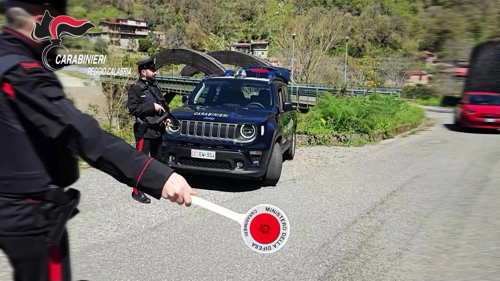 Si finge carabiniere per truffare una donna: un arresto nel Reggino