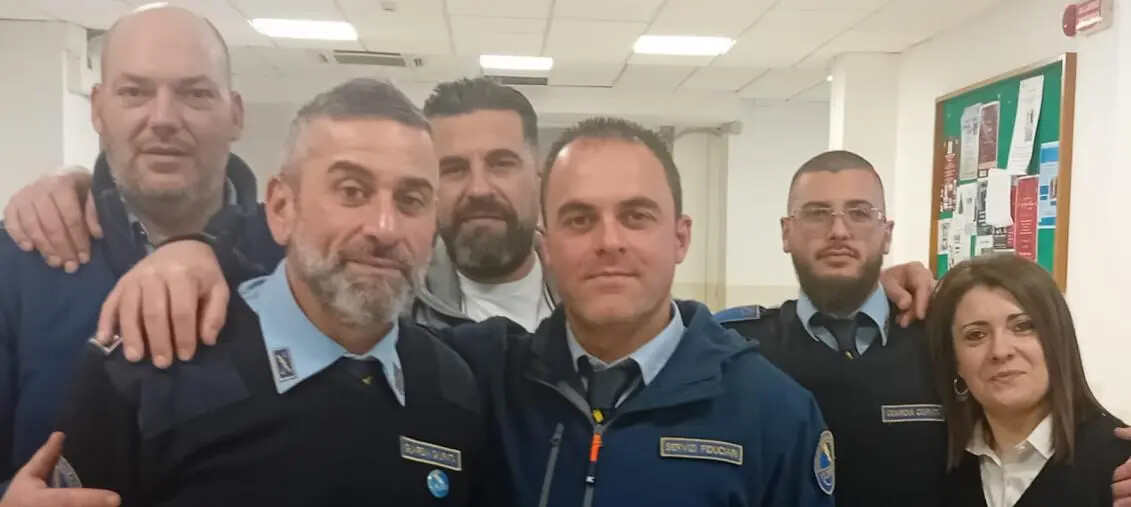 Un Natale in piena sicurezza con le guardie giurate del Tribunale di Crotone images Un Natale in piena sicurezza con le guardie giurate del Tribunale di Crotone