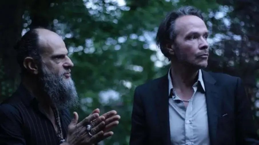 images Hugo Race domani al LSS Theatre di Polistena: blues, elettronica e ipnotica visione musicale 