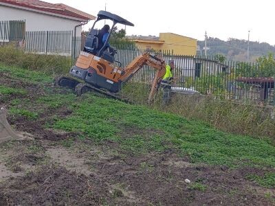 images Disagi idrici a Catanzaro, attivato servizio autobotte disponibile nel piazzale davanti la scuola di via Forni 