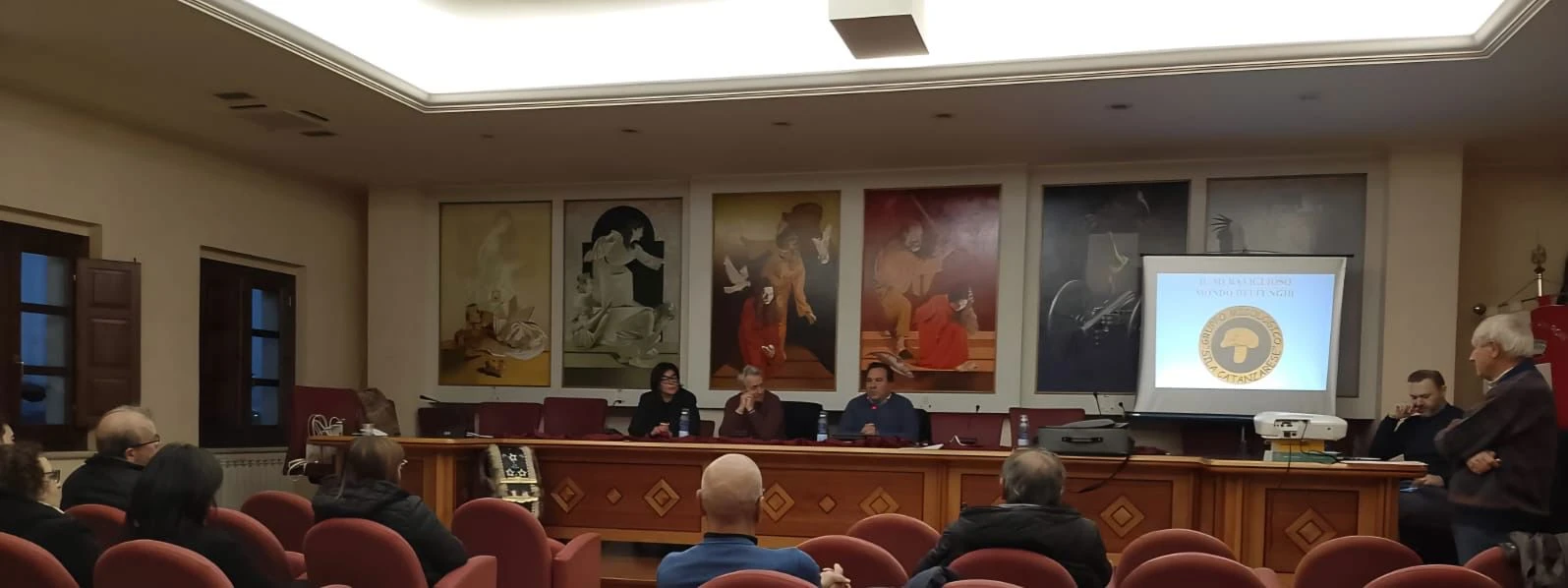 Isola Capo Rizzuto, progetto legalità. I carabinieri della Tenenza ricevono in caserma i bambini della primaria 