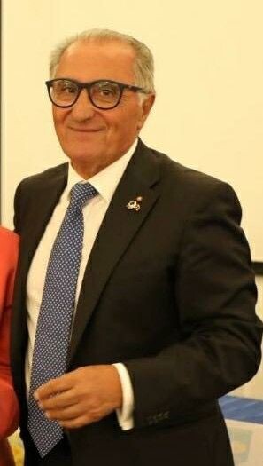 images Natale sotto l’albero a Crotone: il Lions Club Marchesato in prima linea per la solidarietà, la musica e la speranza

