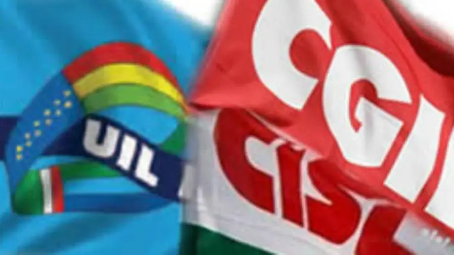 images CGIL, CISL e UIL: "Avviare il lavoro propedeutico al trasferimento dei lavoratori"