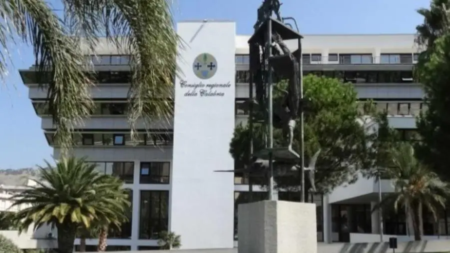 Convocata per martedì 11 novembre la seduta di insediamento del Consiglio regionale della Calabria 