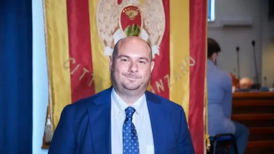 images Nuovo ospedale a Catanzaro, Capellupo: "La verità viene a galla, si aspetta la manna dell'Inail"