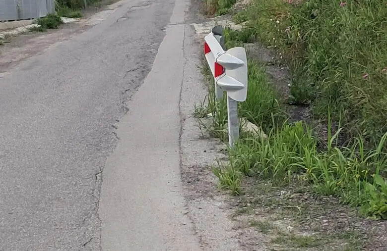 images Via Curtatone, Alleanza per Catanzaro: "Non sanno installare nemmeno un guard rail"
