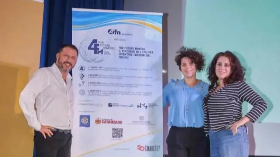 Catanzaro, "For Future Makers": il contest per scoprire e premiare i talenti calabresi
 images Catanzaro, "For Future Makers": il contest per scoprire e premiare i talenti calabresi