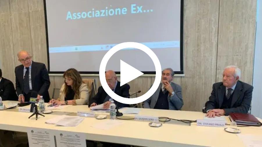 Prospettive di sviluppo per la Calabria: a Catanzaro l'incontro degli ex Parlamentari images Prospettive di sviluppo per la Calabria: a Catanzaro l'incontro degli ex Parlamentari