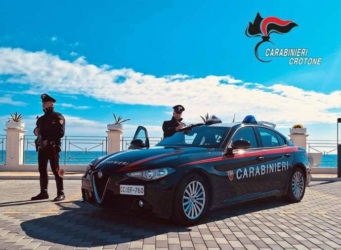 images Cirò Marina e Isola Capo Rizzuto, controlli nei lidi balneari e nei cantieri: sanzioni per 7500 euro