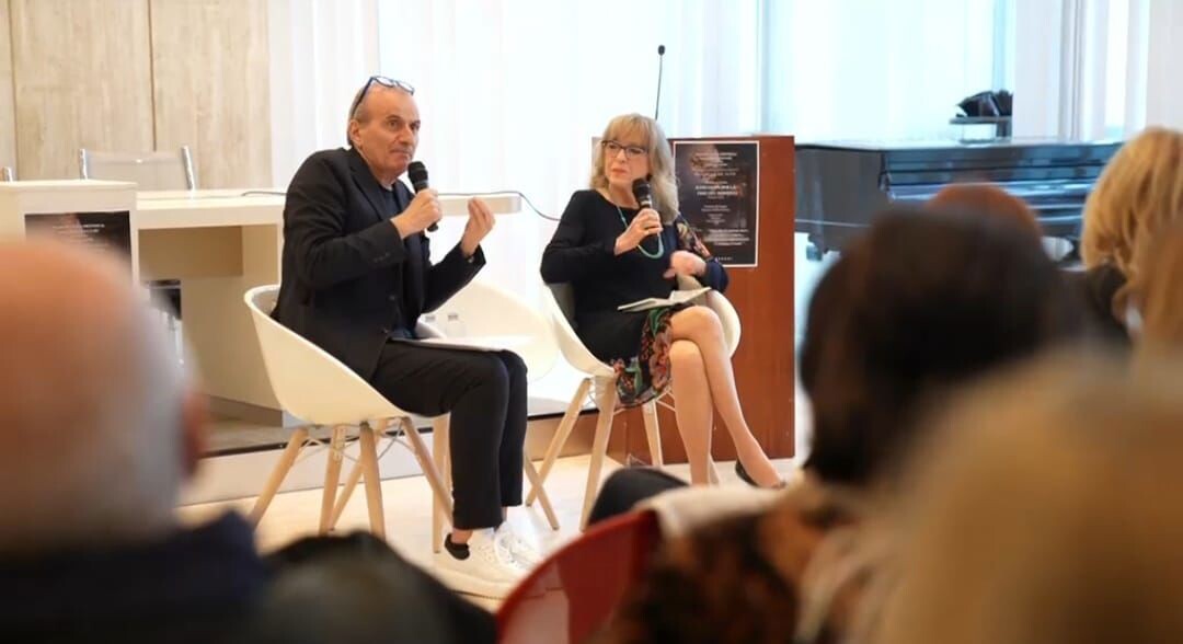 images A Catanzaro la presentazione di "Istruzioni per la fine del mondo" di Mauro Vasta