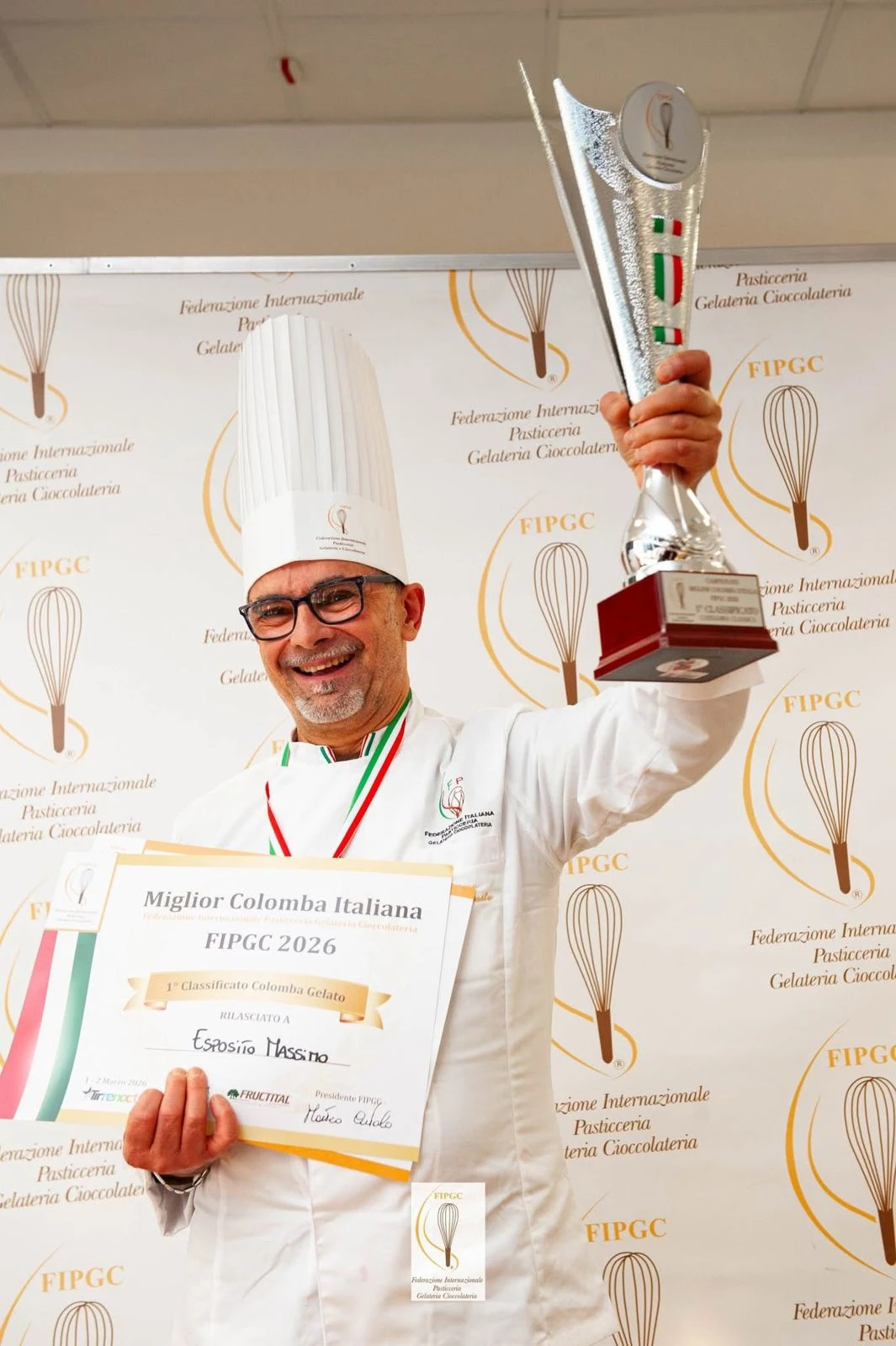 Il catanzarese Massimo Esposito premiato per la "Miglior colomba gelato italiana"