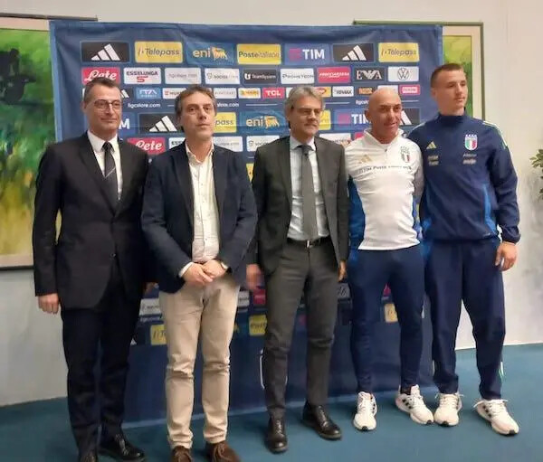 images Nazionale Under 19 pronta alla sfida con la Spagna a Catanzaro, Bollini: "Metteremo in campo tutta la nostra forza"