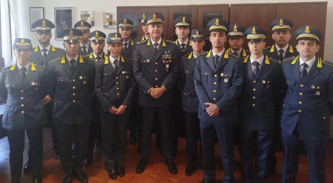 Catanzaro, la Guardia di Finanza si rafforza: arrivano 15 nuovi ispettori per potenziare i reparti territoriali