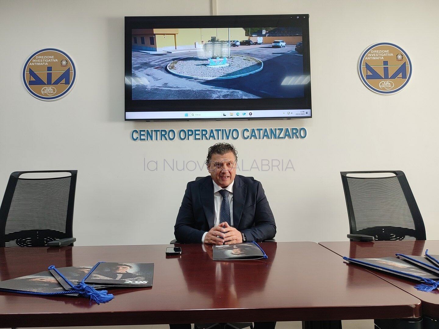 "Il volto femminile dell'antimafia": la Dia di Catanzaro presenta il Calendario storico 2026 images "Il volto femminile dell'antimafia": la Dia di Catanzaro presenta il Calendario storico 2026