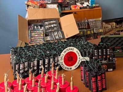Siderno, un arresto per detenzione abusiva di materiale pirotecnico illegale images Siderno, un arresto per detenzione abusiva di materiale pirotecnico illegale