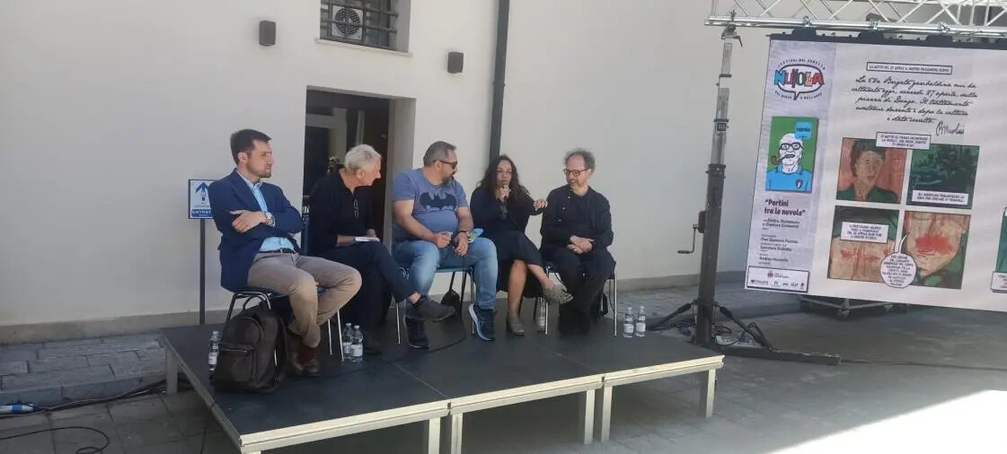 "Pertini fra le nuvole": al Nuvola Comics di Catanzaro la graphic novel sull'ex Presidente della Repubblica images "Pertini fra le nuvole": al Nuvola Comics di Catanzaro la graphic novel sull'ex Presidente della Repubblica