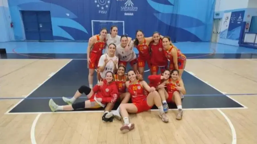 Catanzaro Basket Femminile, la CCB vola in semifinale: i quarti finiscono 2-0 contro NWB images Catanzaro Basket Femminile, la CCB vola in semifinale: i quarti finiscono 2-0 contro NWB