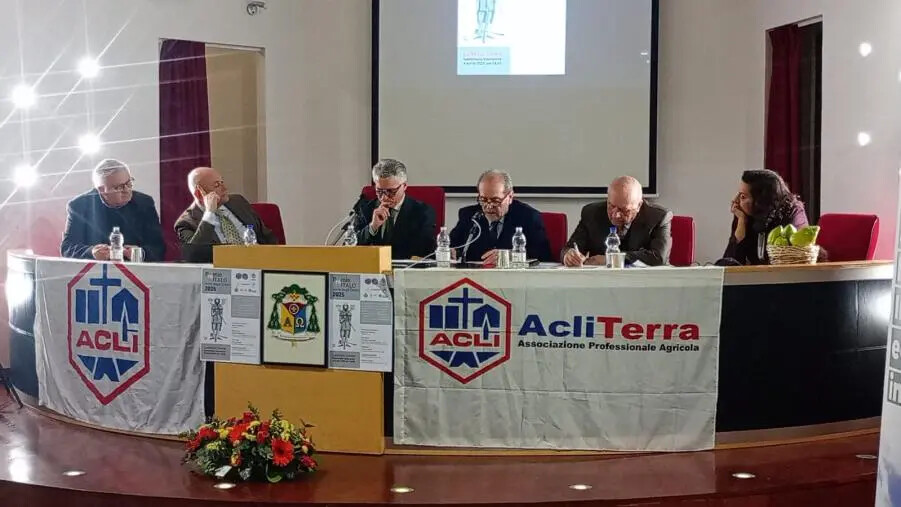 Lamezia, si è svolta la III edizione del Premio “Re Italo Terre degli Enotr” images Lamezia, si è svolta la III edizione del Premio “Re Italo Terre degli Enotr”