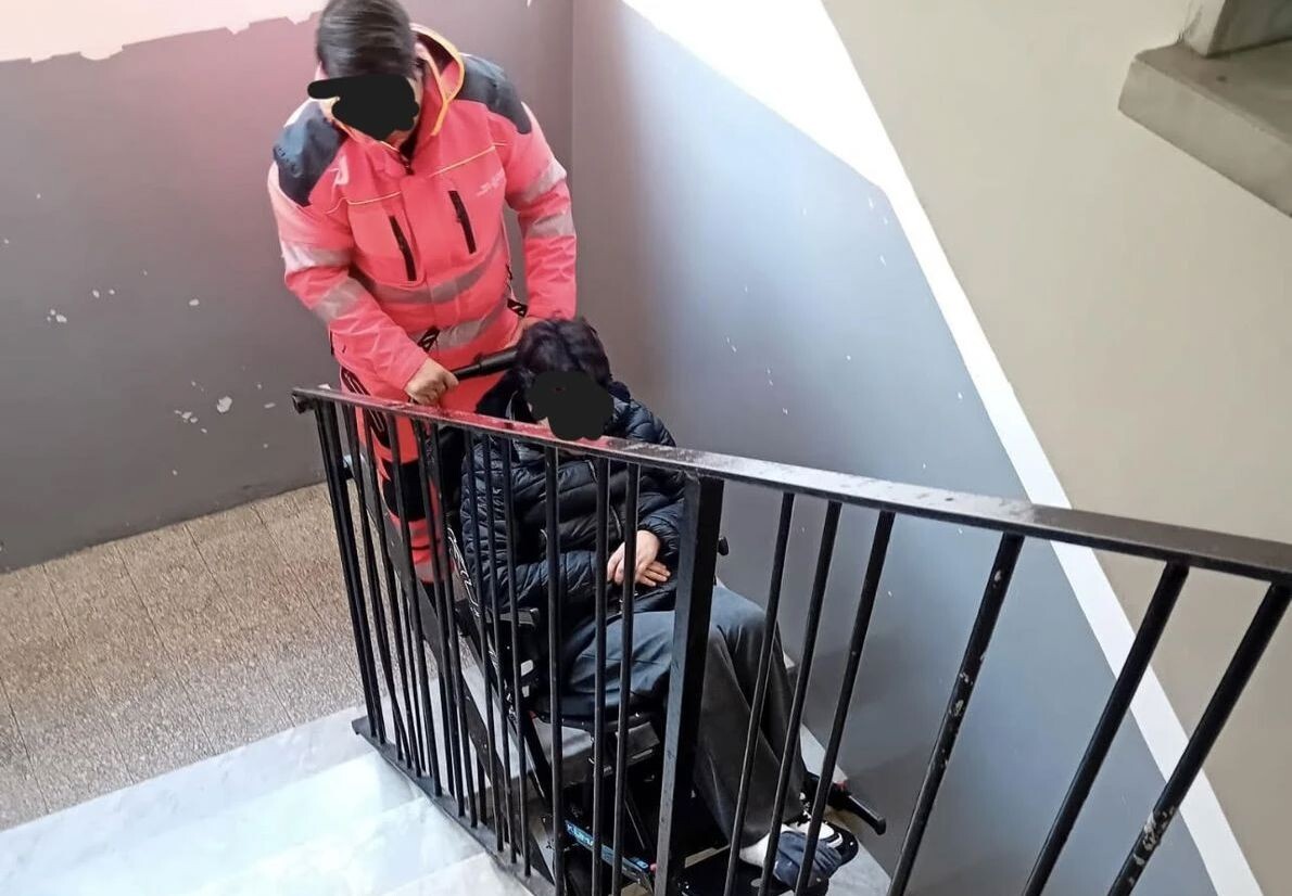 images Alloggio popolare inaccessibile a Catanzaro: l'appello al Prefetto per due giovani disabili