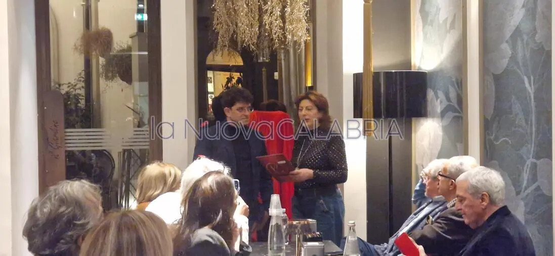 images Una nuova opera di Nuccio Loreti impreziosisce Catanzaro: è "Audace", dedicata all'amore