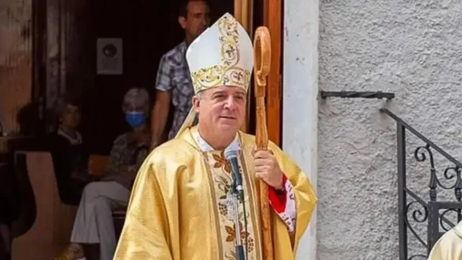 Crotone, Mons. Panzetta lascia la Diocesi: è il nuovo Arcivescovo di Lecce images Crotone, Mons. Panzetta lascia la Diocesi: è il nuovo Arcivescovo di Lecce