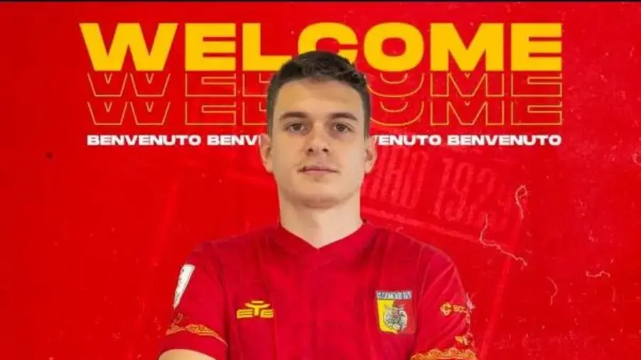 Us Catanzaro, ufficiale l’arrivo del centrocampista Rares Ilie images Us Catanzaro, ufficiale l’arrivo del centrocampista Rares Ilie