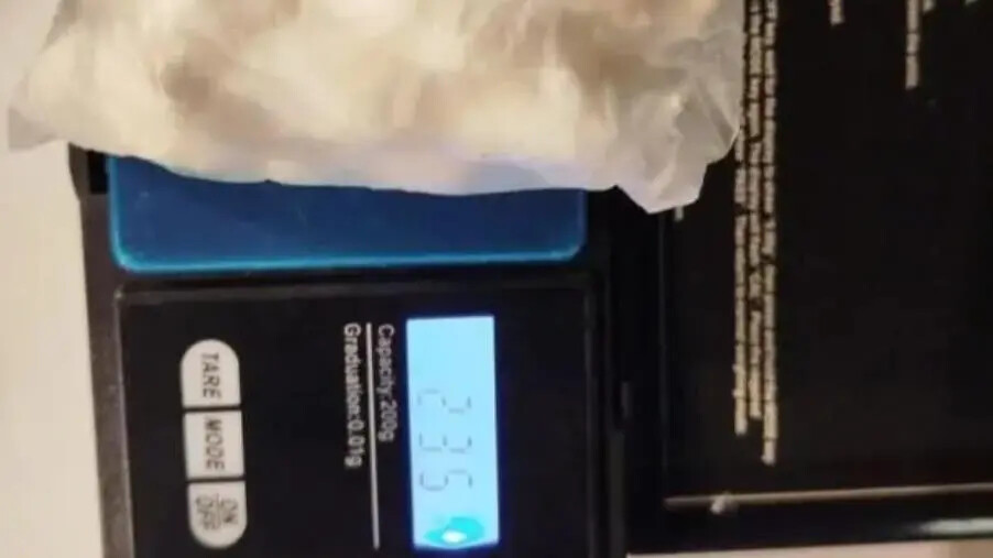 Crotone, droga in una cassetta postale priva di serratura: era pronta per essere venduta images Crotone, droga in una cassetta postale priva di serratura: era pronta per essere venduta