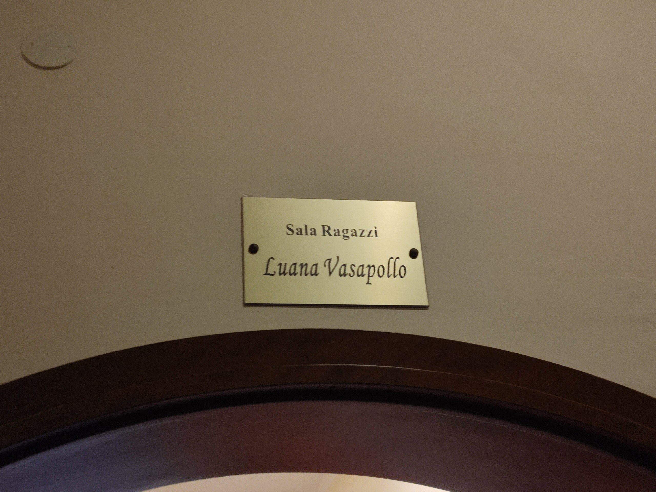Catanzaro, intitolata la Sala Ragazzi della Biblioteca De Nobili a Luana Vasapollo