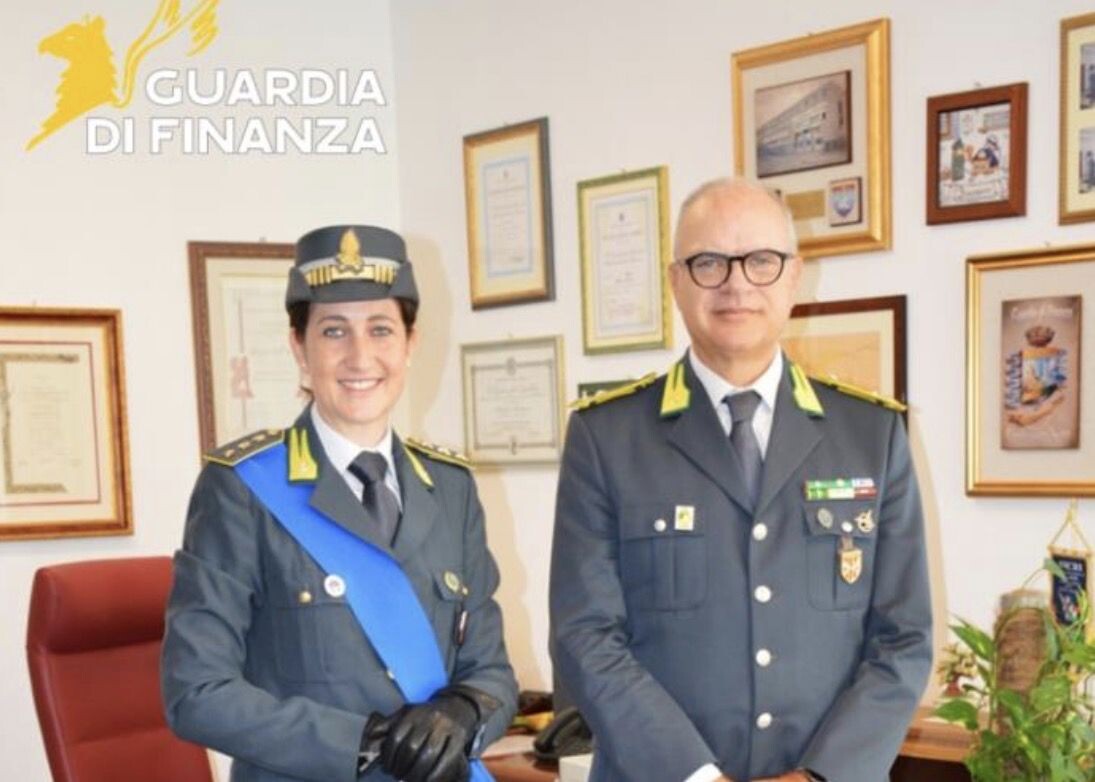 Castrovillari, cambio al vertice della Guardia di Finanza: Pezone subentra a Buffone images Castrovillari, cambio al vertice della Guardia di Finanza: Pezone subentra a Buffone