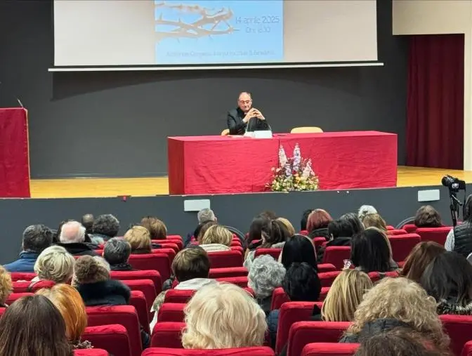 Lamezia, incontro congiunto Scuola Biblica e scuola dei ministeri “Il dolore innocente: tra abisso e glorificazione” images Lamezia, incontro congiunto Scuola Biblica e scuola dei ministeri “Il dolore innocente: tra abisso e glorificazione”