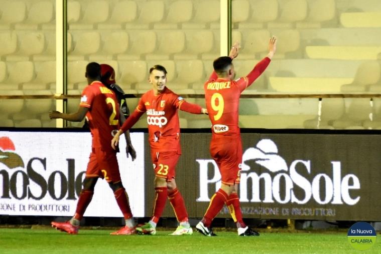 images Monopoli e Catanzaro in campo alle 17.30: le probabili formazioni