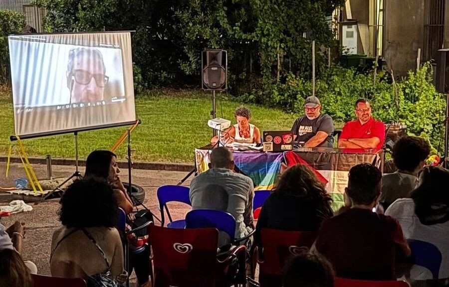 images Road to Pride a Catanzaro, confronto sulla Palestina al Parco Gaslini nel quartiere Lido