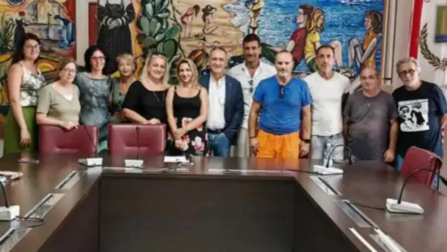 images Botricello stabilizza 9 tirocinanti, il sindaco: “Grande senso di responsabilità”