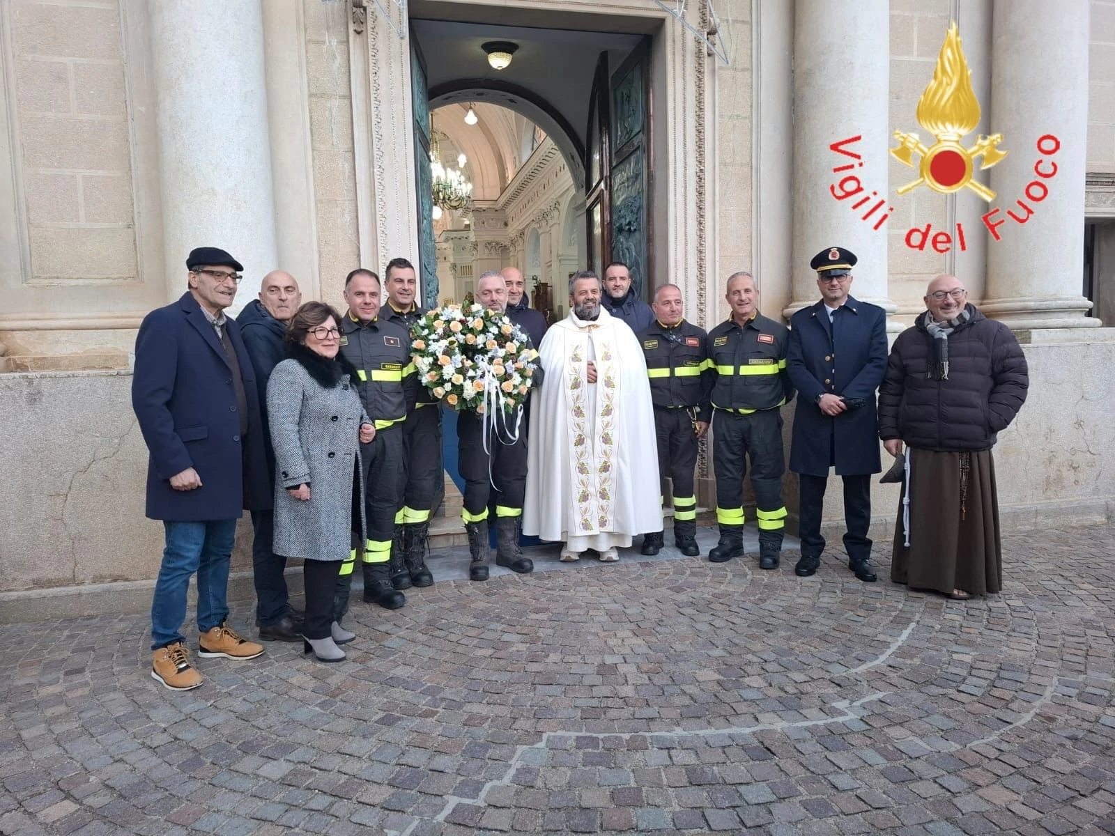Curinga, rinnovata la tradizionale deposizione della corona all’Immacolata
