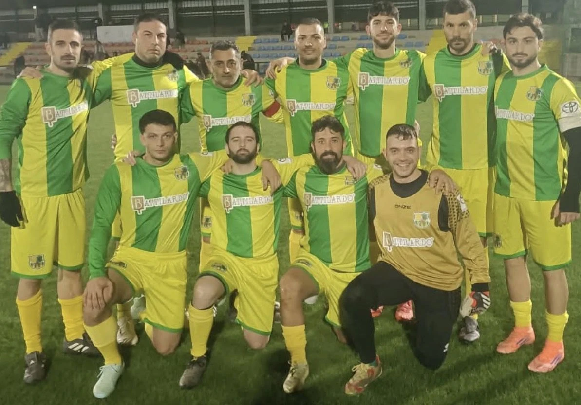 Calcio 3ª Categoria, il Grifone completa la rimonta nel derby: Social Club battuto 3-5 e zona playoff agganciata