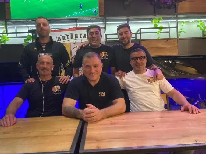 images Il cuore giallorosso batte nella Capitale: il Catanzaro Club Roma presenta “Una trasferta lunga una vita" di Mariano Aloisio 