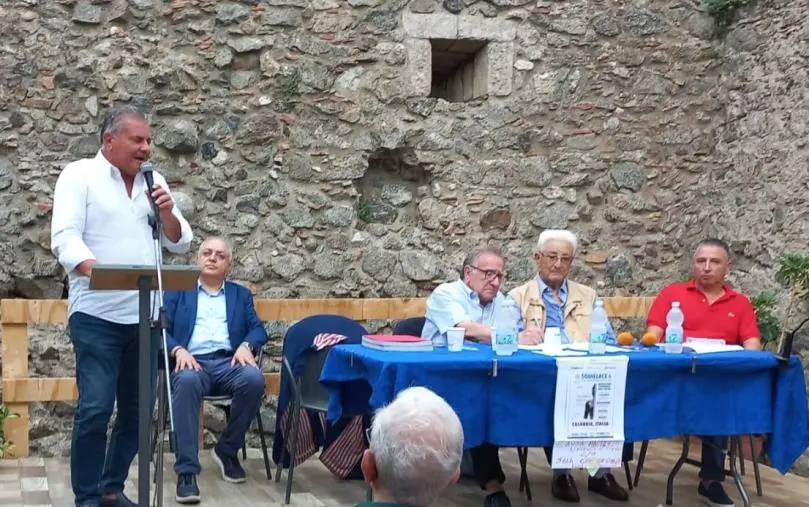 La Calabria che non si arrende, a Squillace la presentazione del libro di Santo Strati images La Calabria che non si arrende, a Squillace la presentazione del libro di Santo Strati